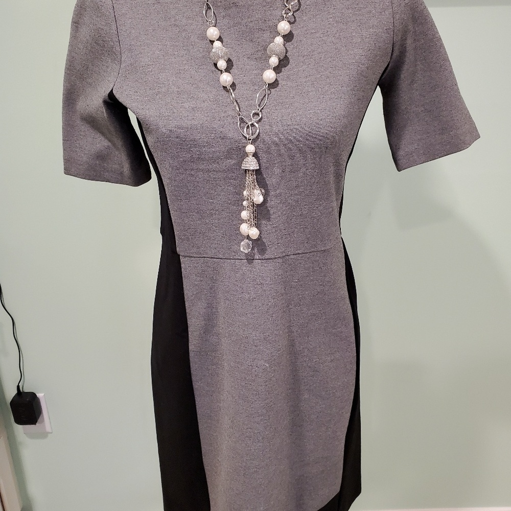 Dress - Picture 1 of 3